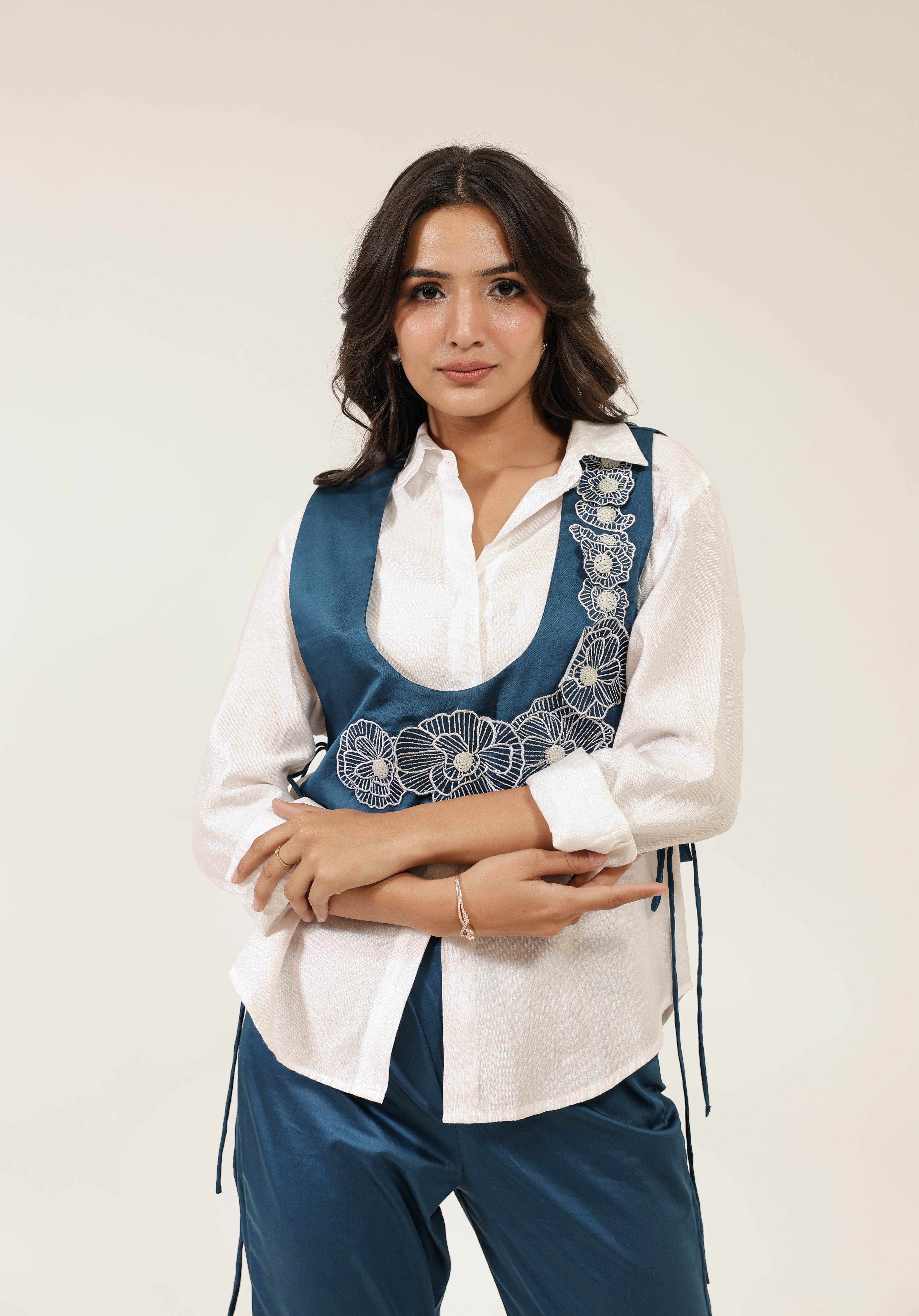 Blue Bib Set