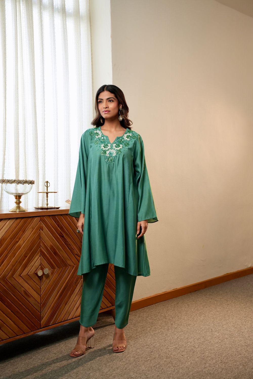 Masakali Suit Set