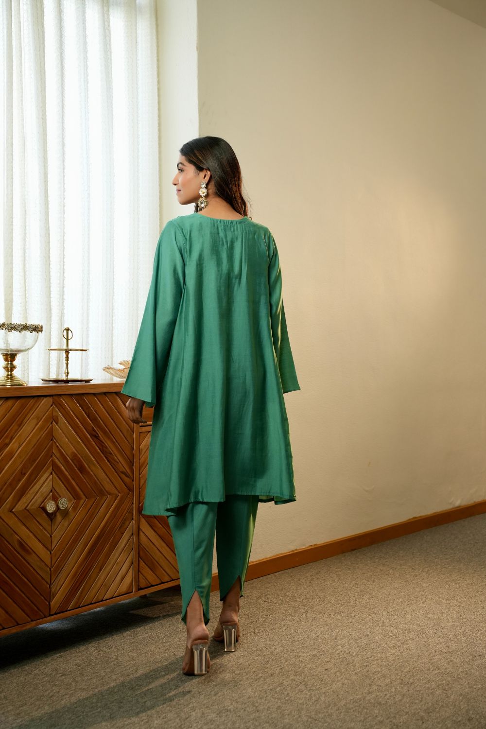 Masakali Suit Set